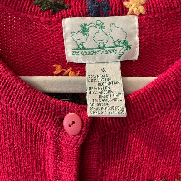 Women’s “Believe in Angels” Quacker Factory Sweater Size 1X Excellent Condition - Picture 8 of 8